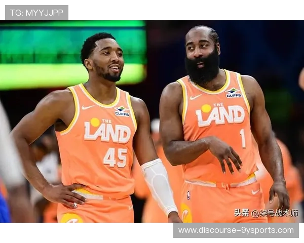 NBA豪强鏖战季后赛争冠格局突变联盟新王呼之欲出